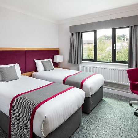 ホテル Warwick Conferences - Radcliffe Tile Hill エクステリア 写真
