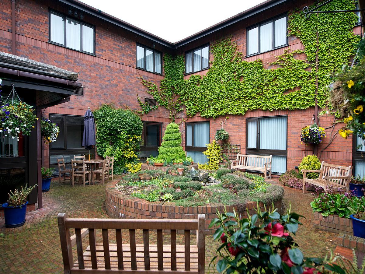 ホテル Warwick Conferences - Radcliffe Tile Hill エクステリア 写真