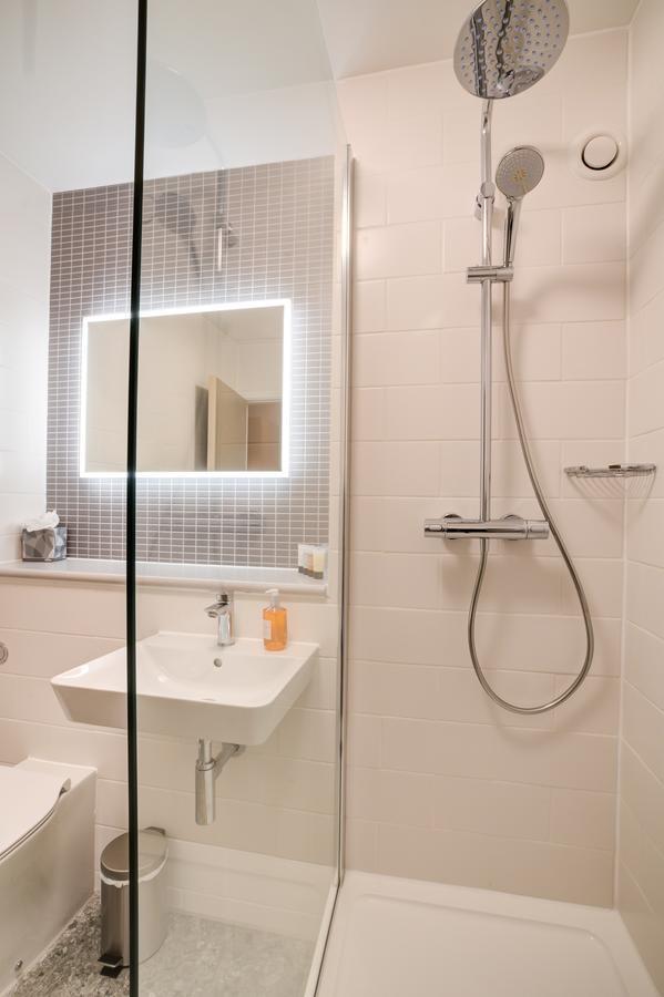 ホテル Warwick Conferences - Radcliffe Tile Hill エクステリア 写真