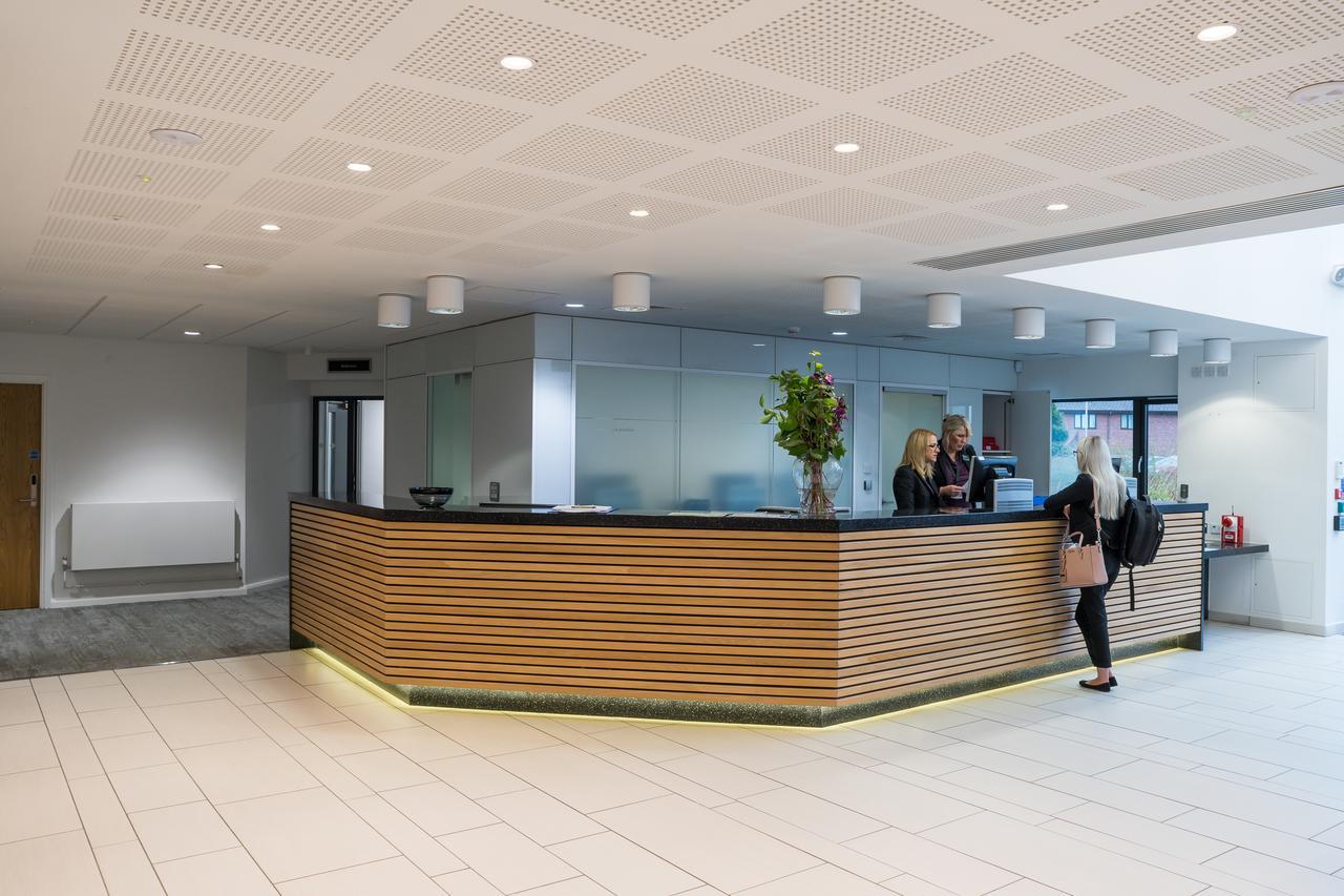 ホテル Warwick Conferences - Radcliffe Tile Hill エクステリア 写真
