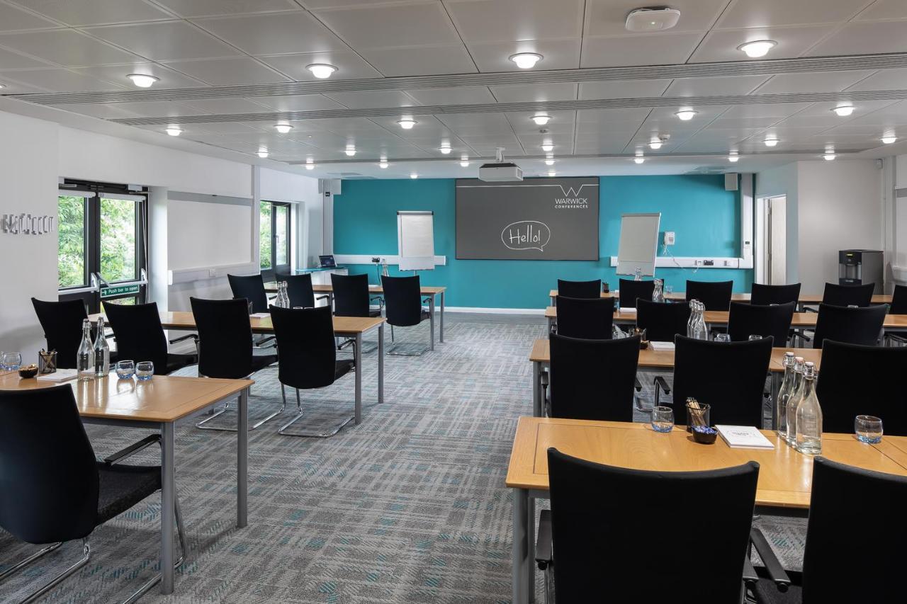 ホテル Warwick Conferences - Radcliffe Tile Hill エクステリア 写真