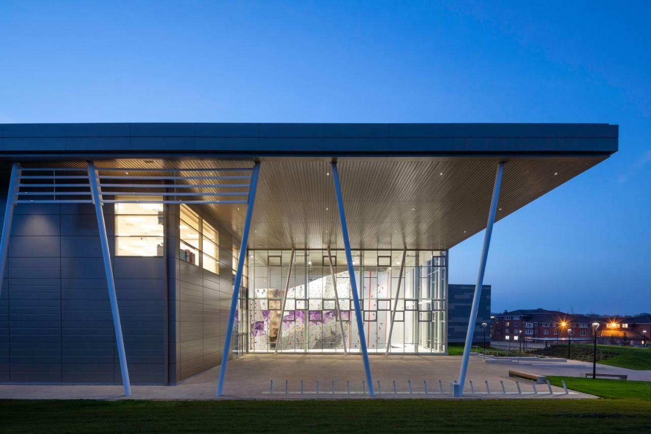 ホテル Warwick Conferences - Radcliffe Tile Hill エクステリア 写真